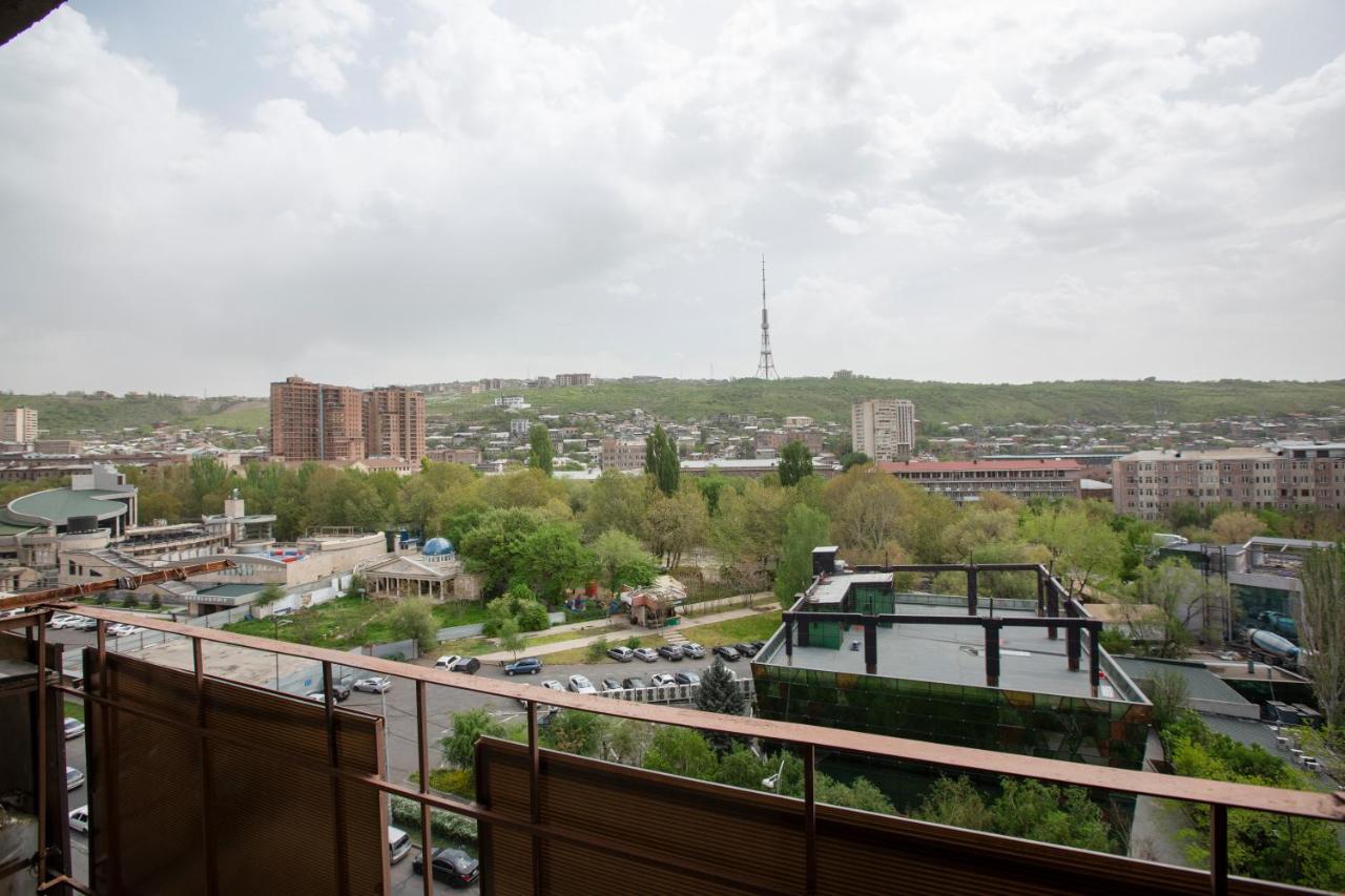 Umba Apartment N5 - Balcony And Mount Ararat View Erivan Exterior foto